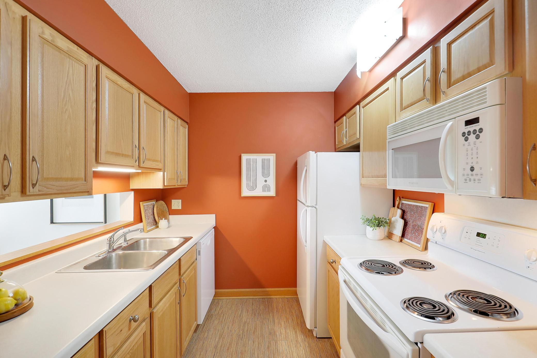 291 7th Street W Unit: 1608