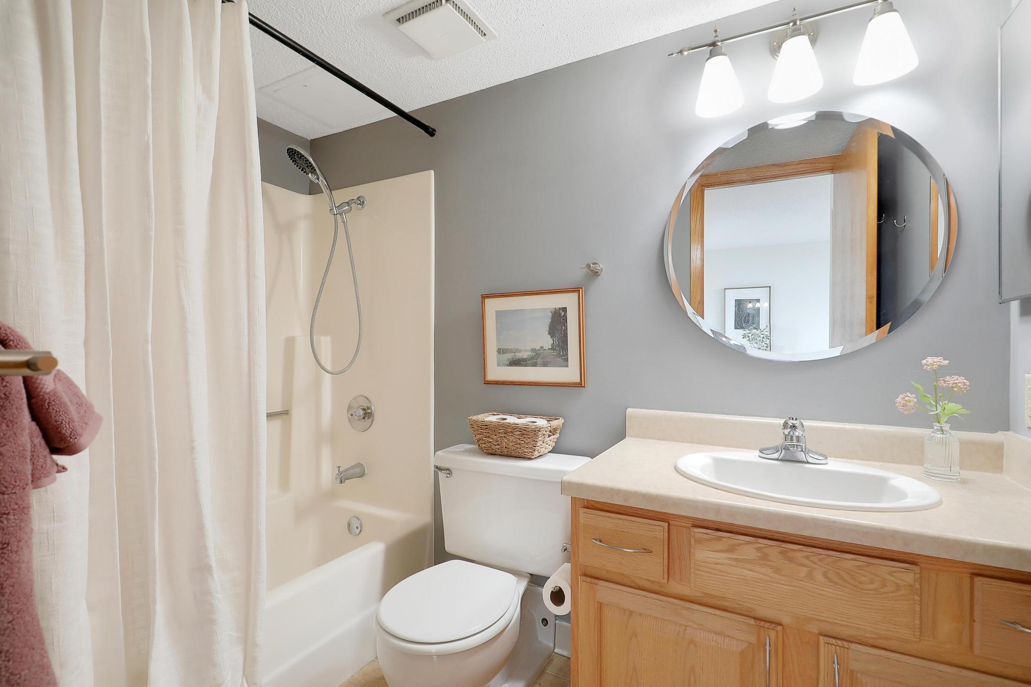 291 7th Street W Unit: 1608