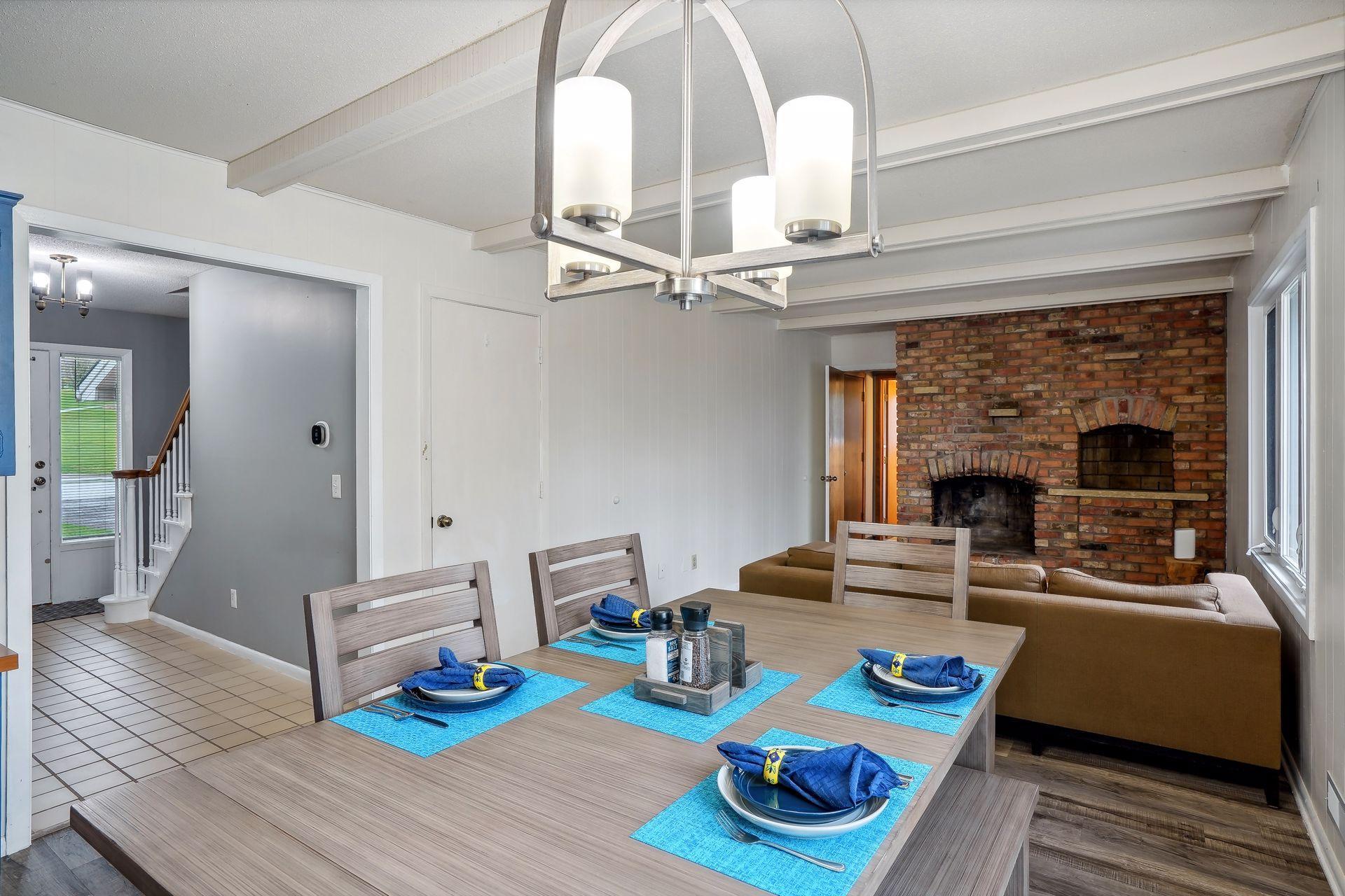 2804 Cedar Lane