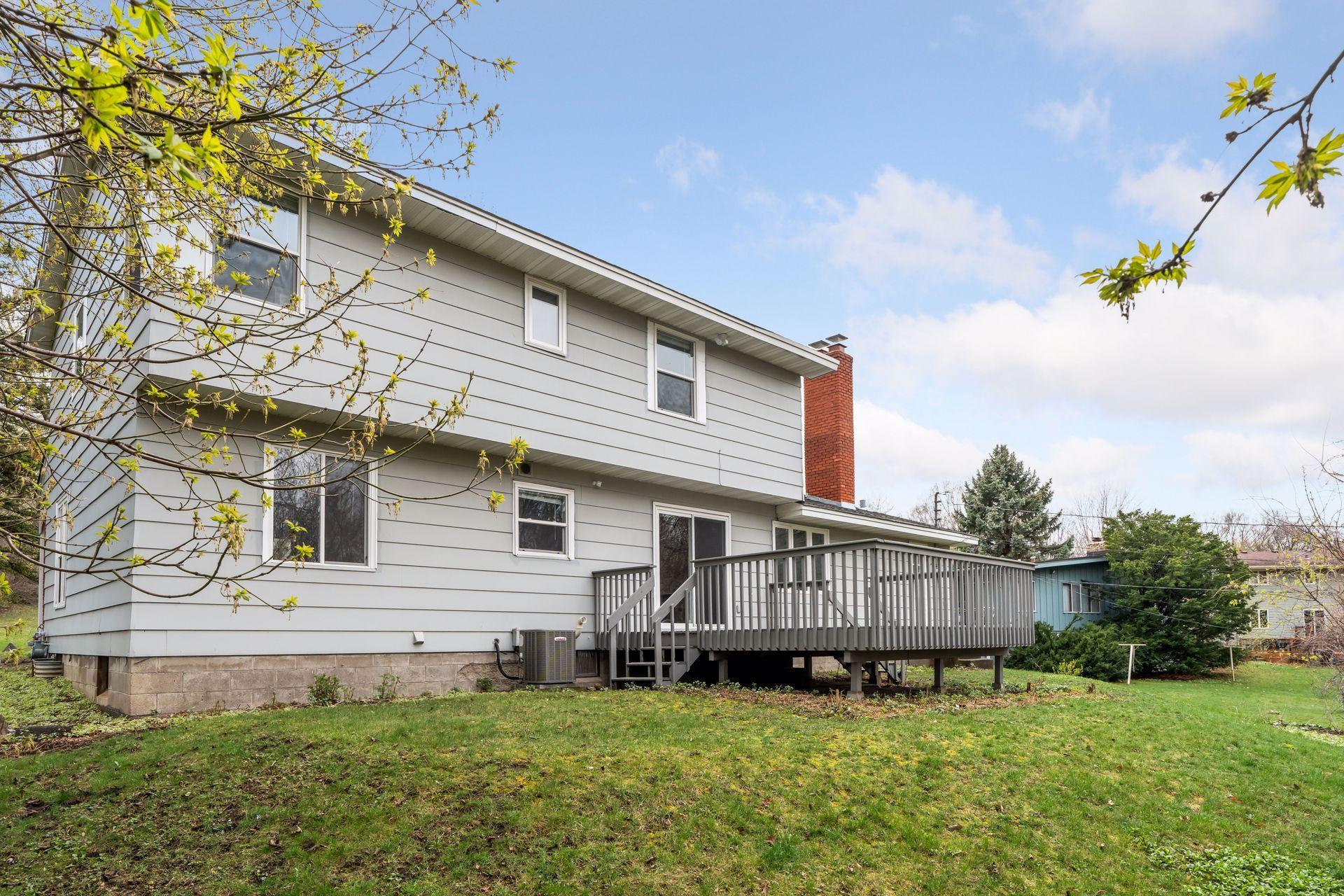 2804 Cedar Lane