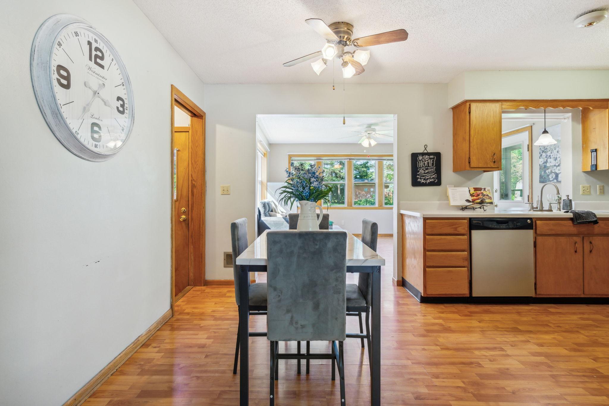 916 14th Street W