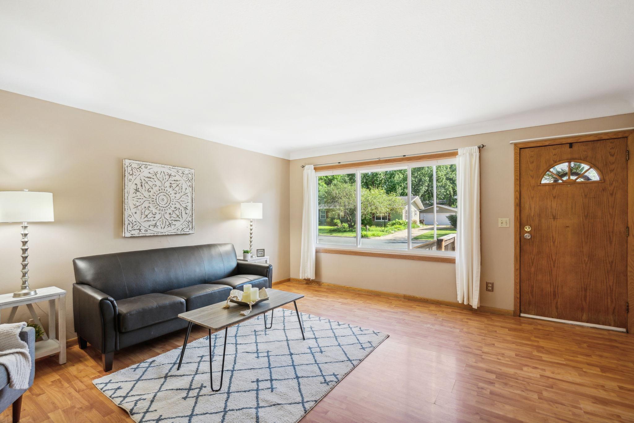 916 14th Street W
