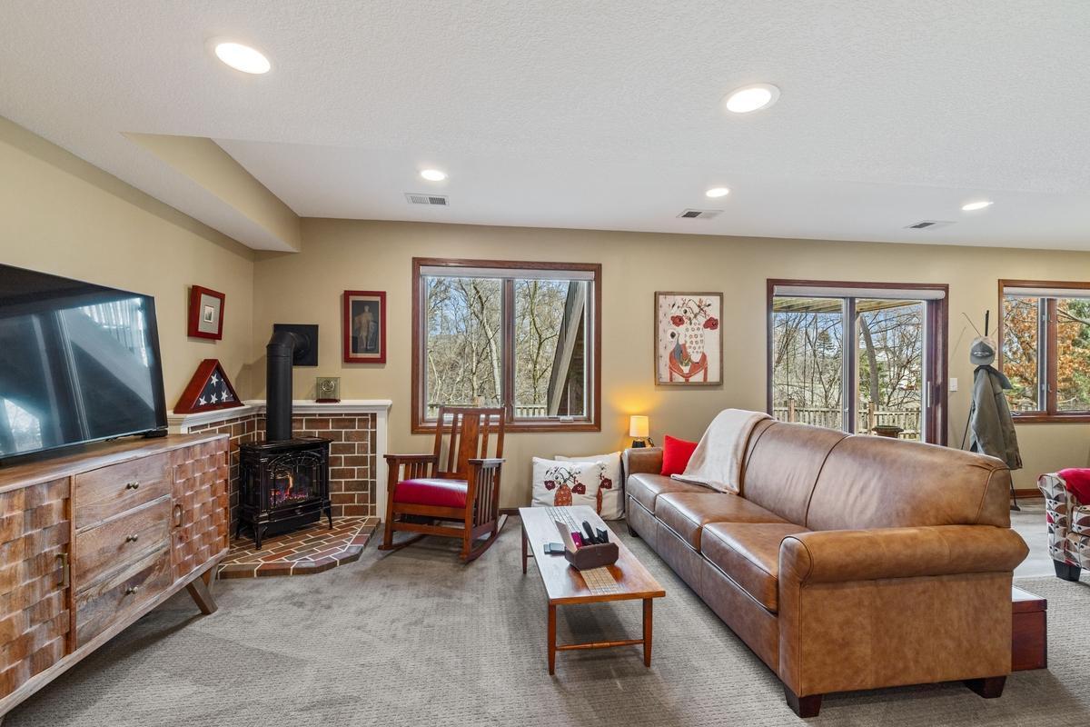 1401 Horseshoe Circle