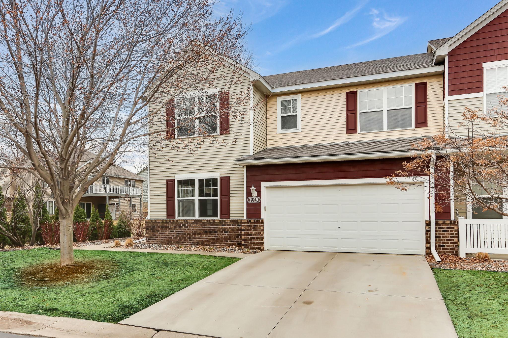 1919 Sierra Drive Unit: 1401