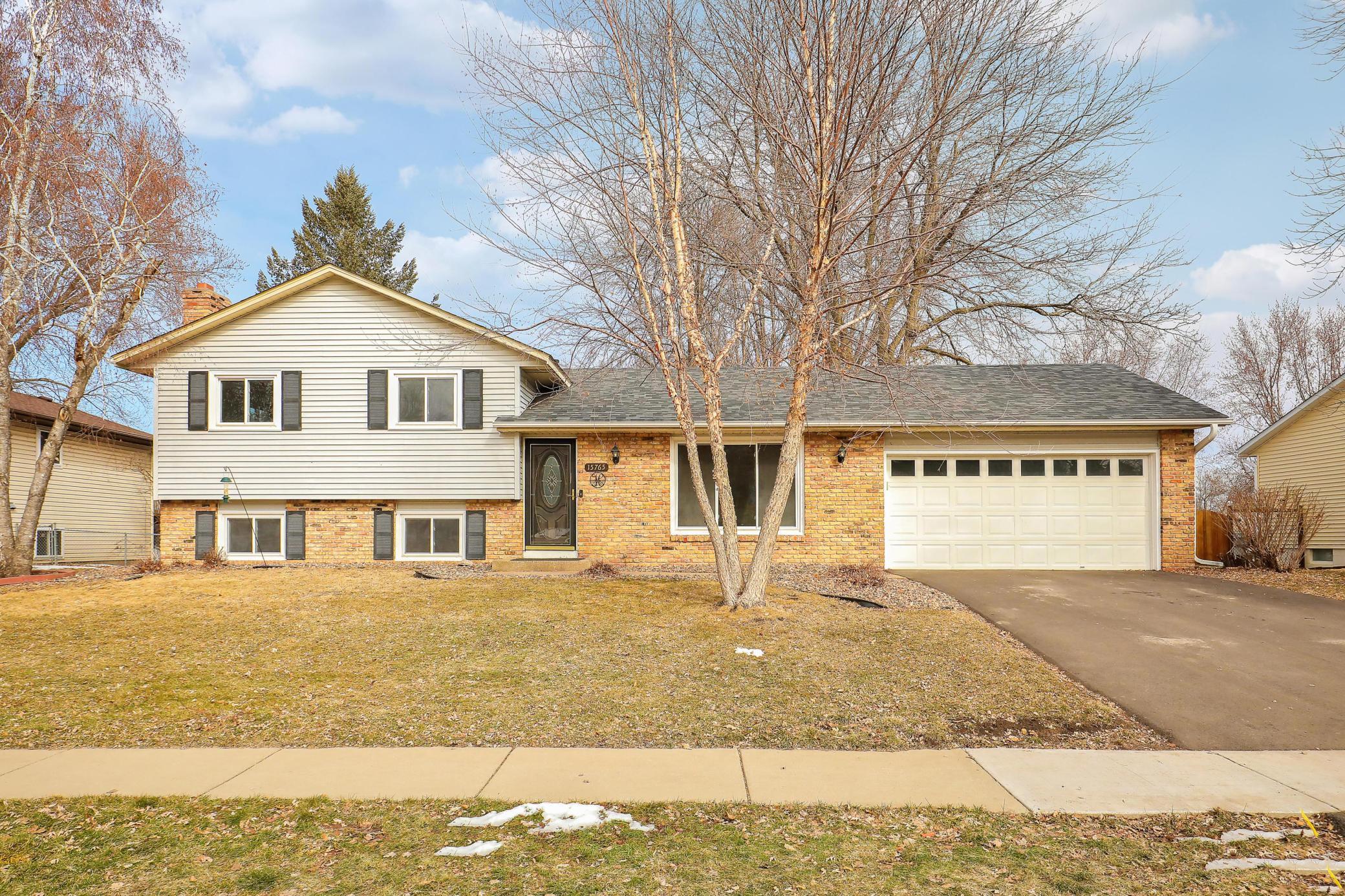 15765 Hayes Trail