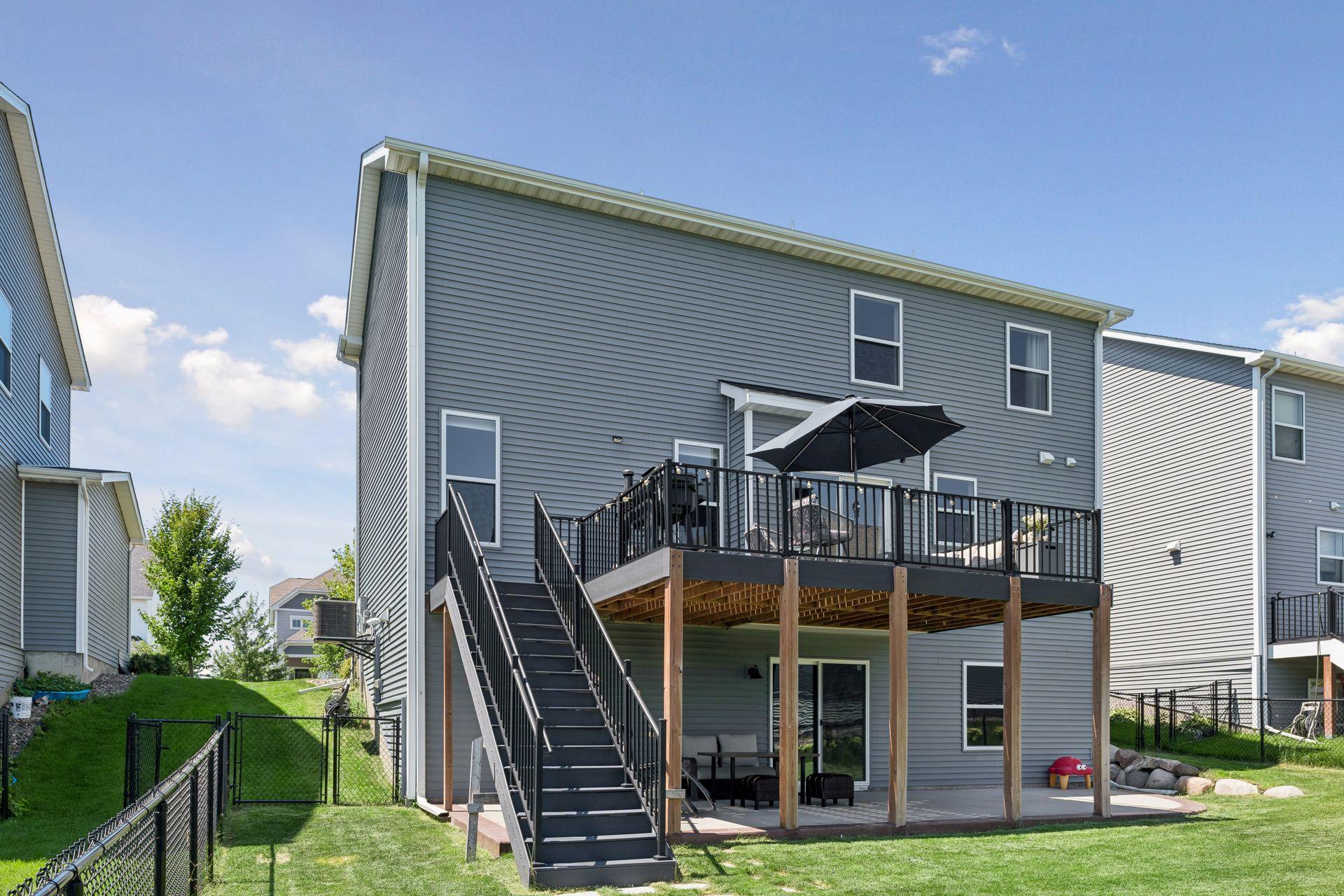 11215 Polk Street NE