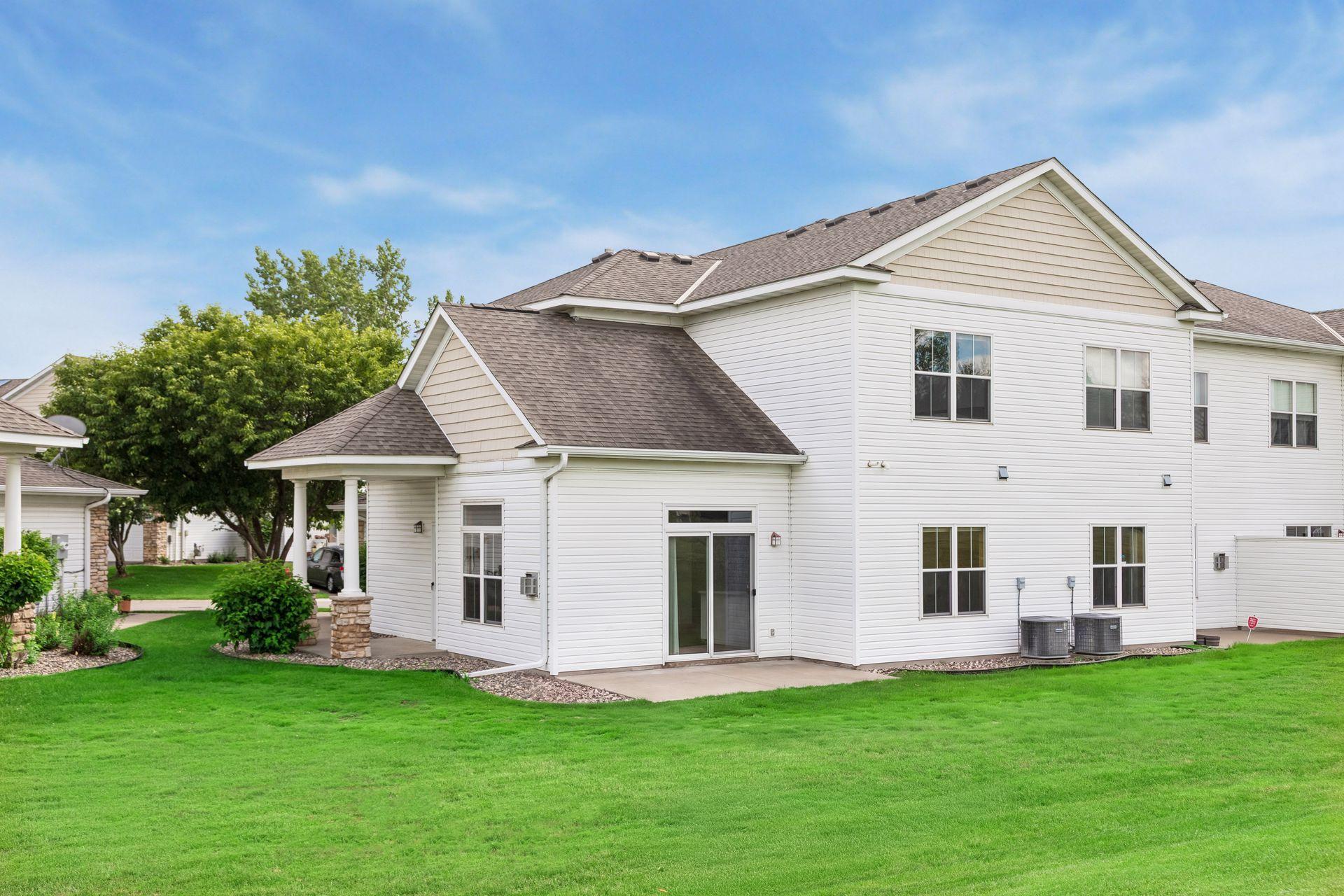 7558 5th Street N
