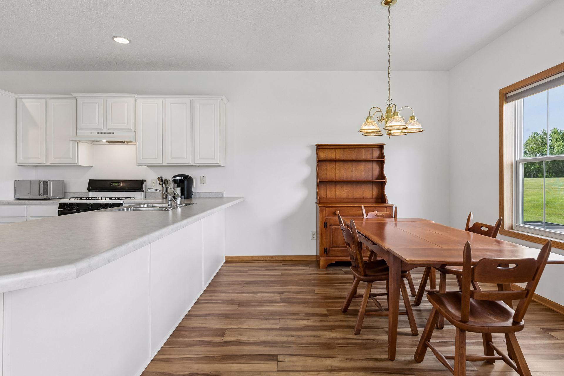 7558 5th Street N