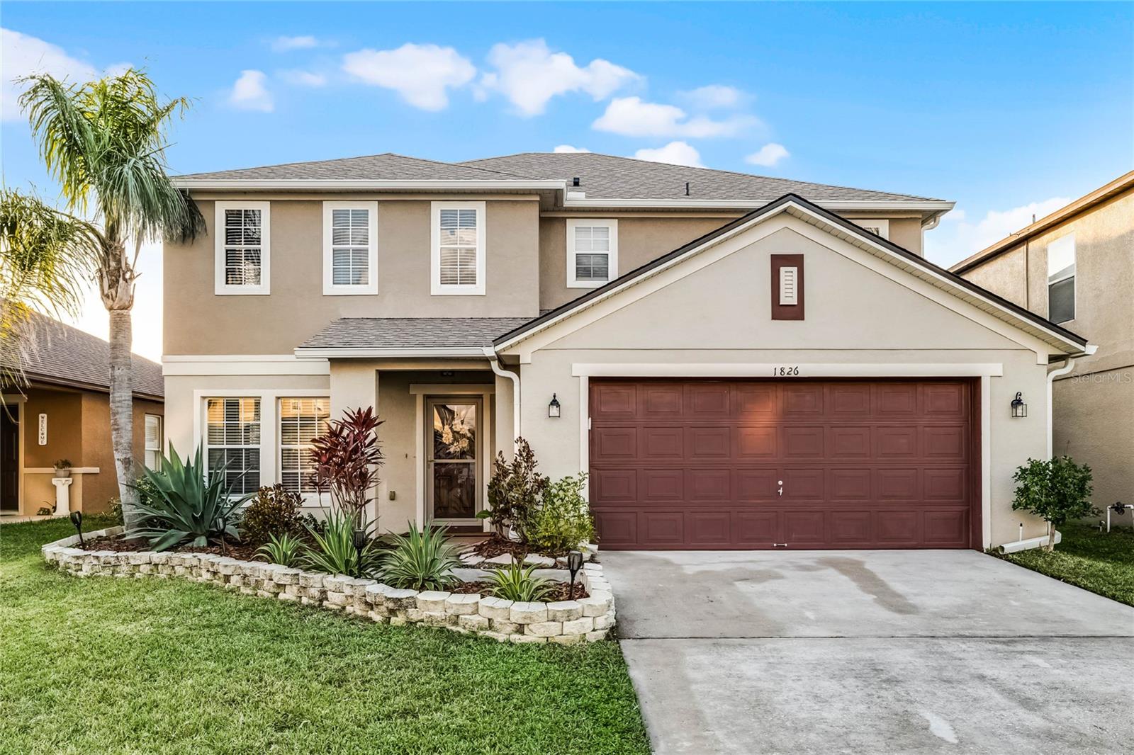 1826 DELAFIELD DR