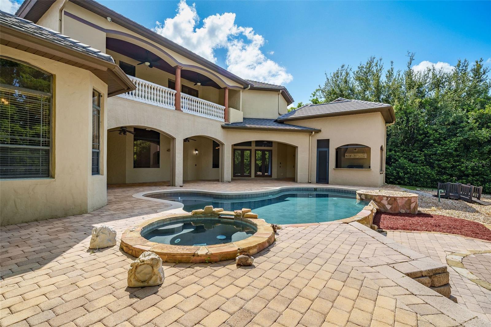 8402 LAKE BURDEN CIR