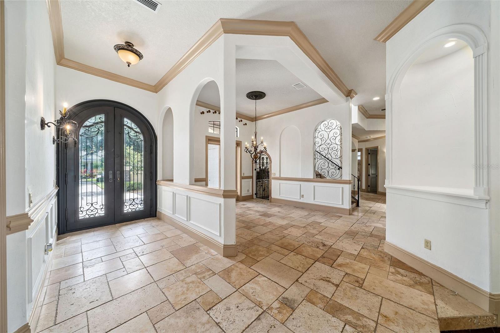 8402 LAKE BURDEN CIR