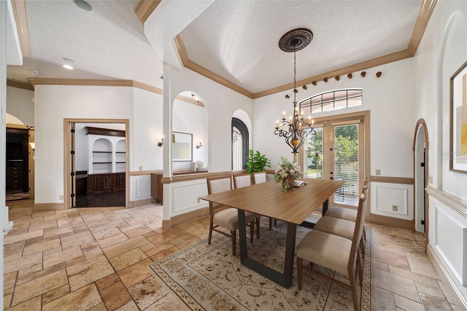 8402 LAKE BURDEN CIR