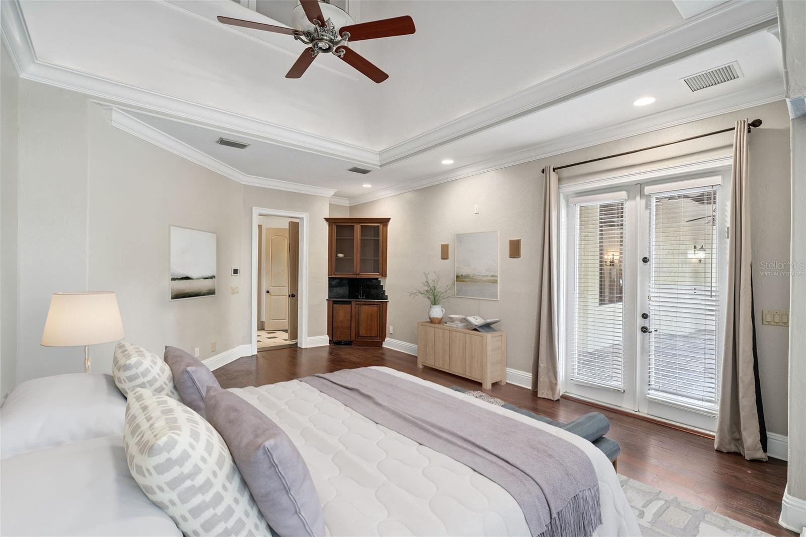 8402 LAKE BURDEN CIR