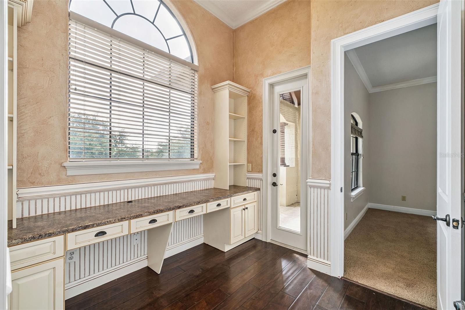 8402 LAKE BURDEN CIR