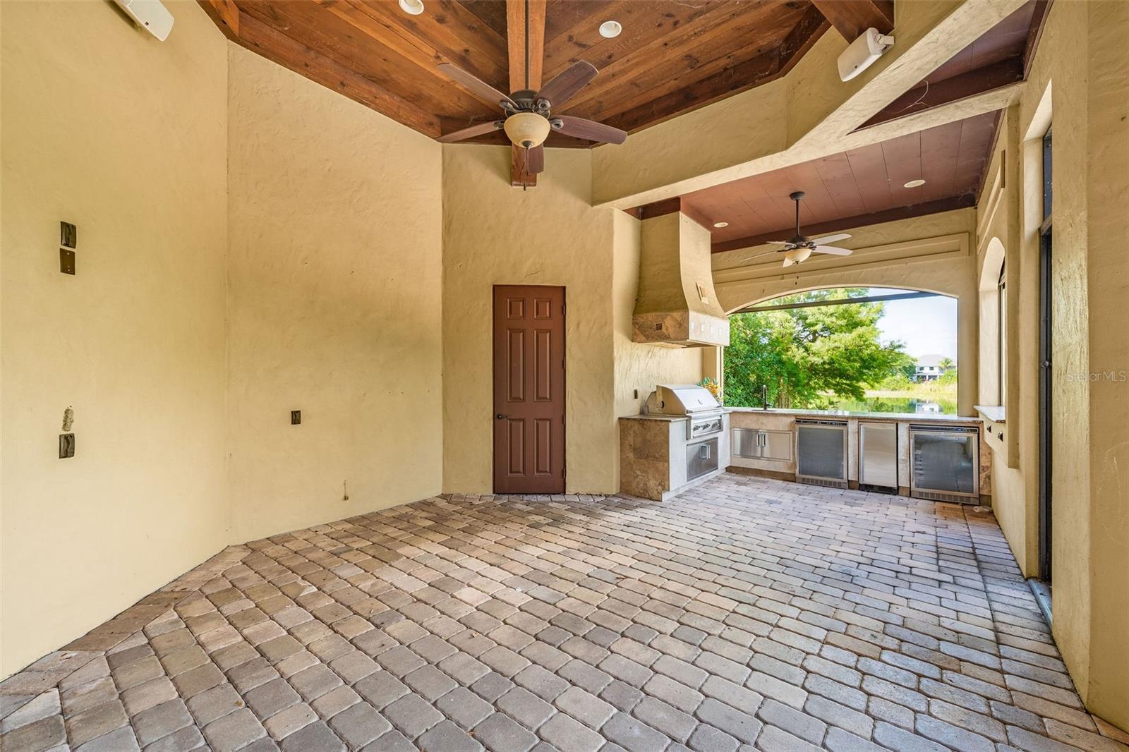 8402 LAKE BURDEN CIR