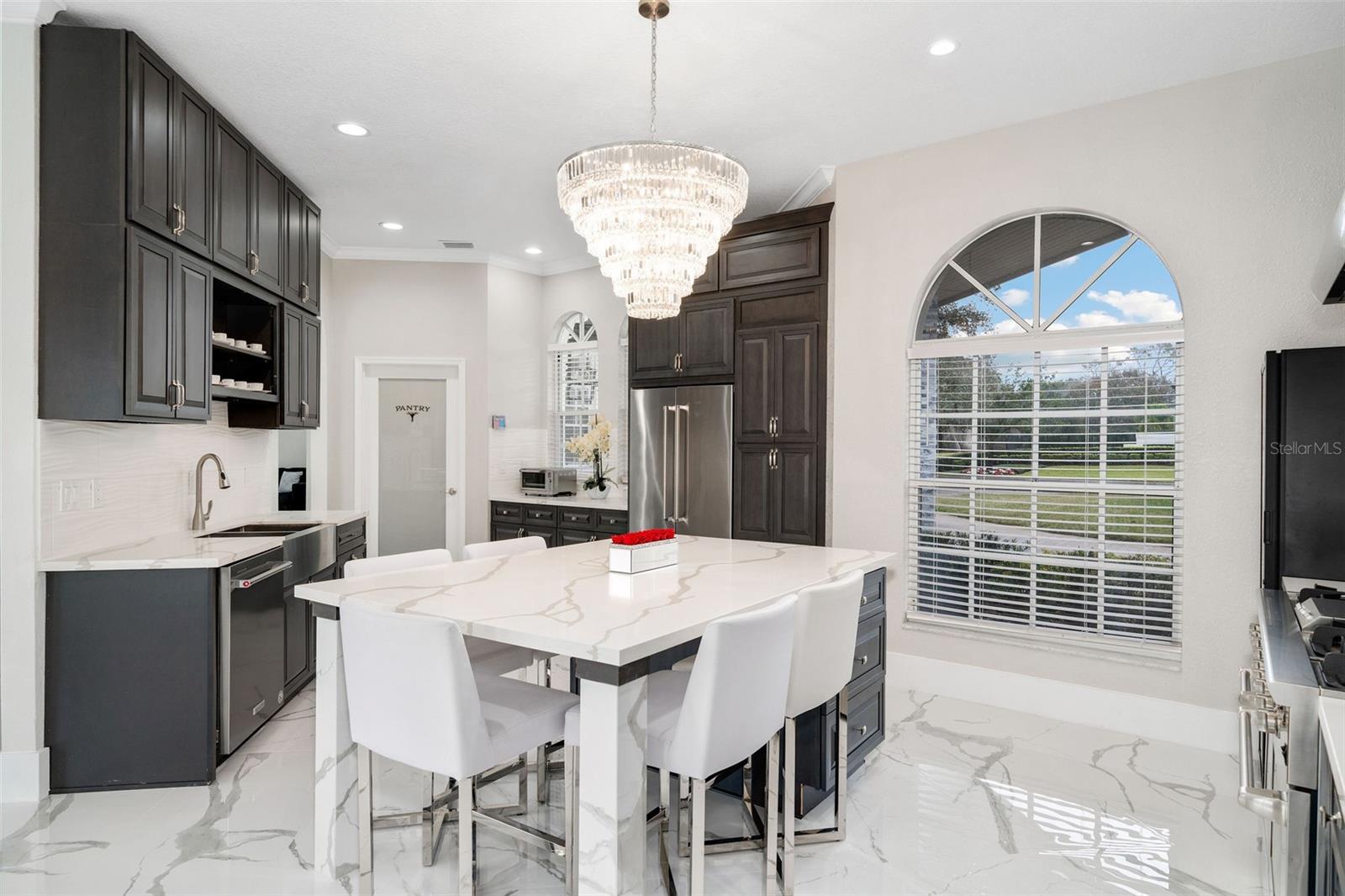 5050 ISLEWORTH COUNTRY CLUB DR