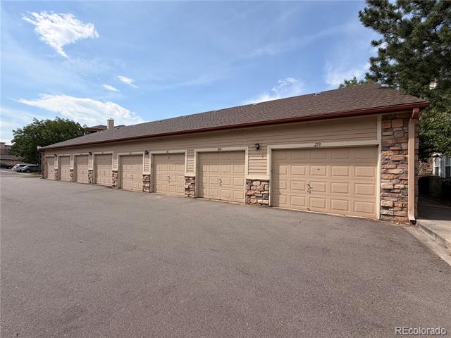 8456 S Hoyt Way Unit: 308