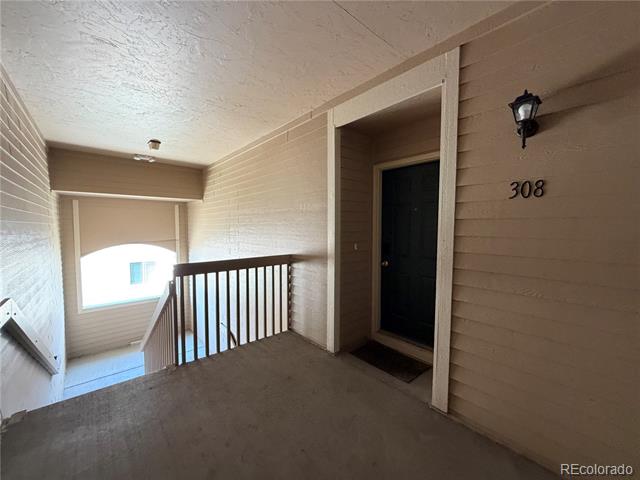 8456 S Hoyt Way Unit: 308