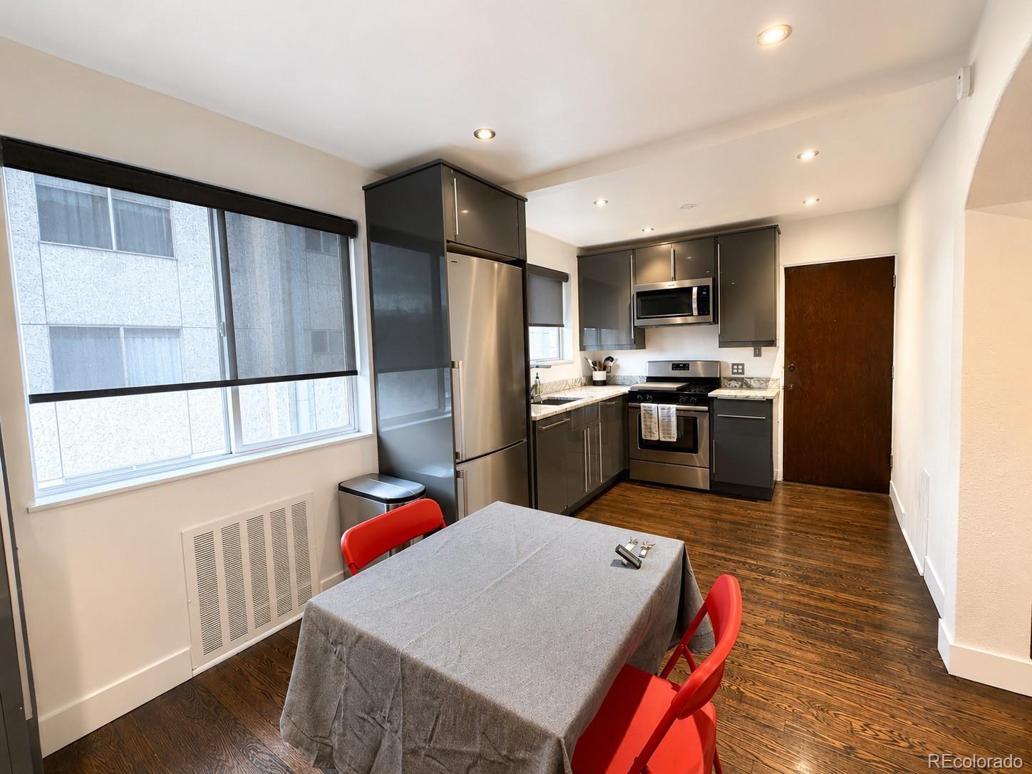 1100 Colorado Boulevard Unit: 306