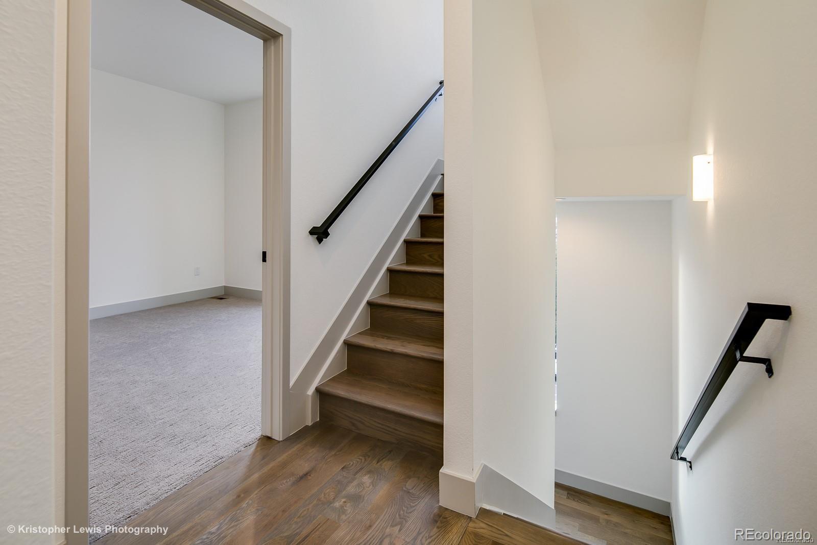3016 Blake Street