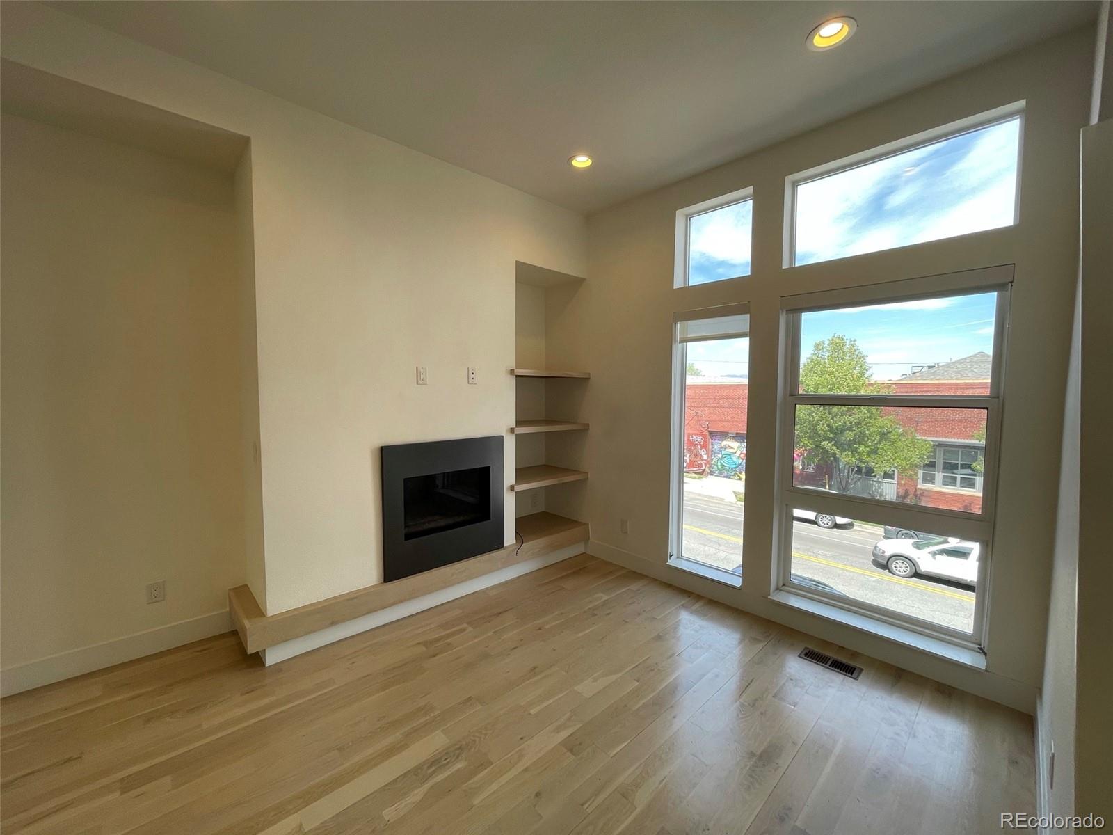 3016 Blake Street