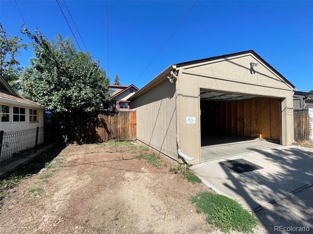 3910 N Zuni