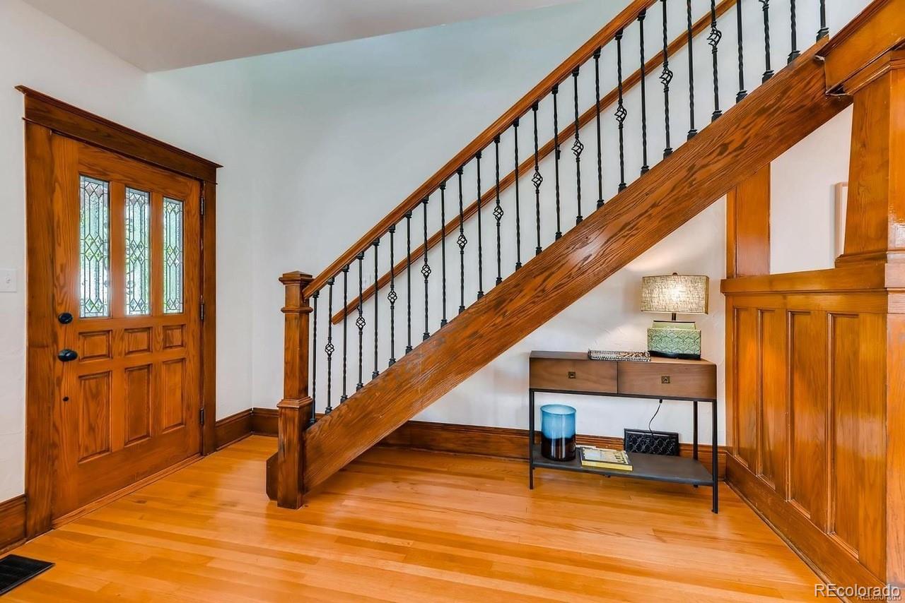 3910 N Zuni