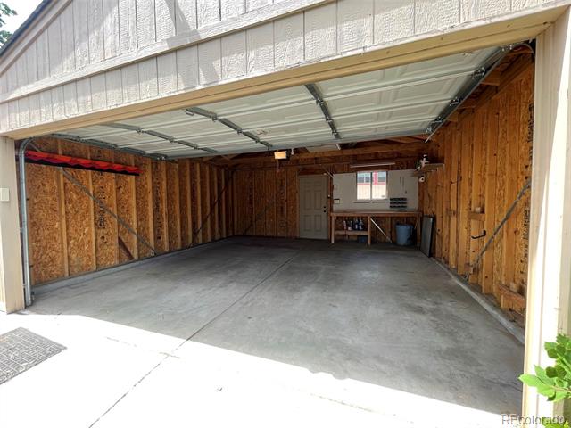 3910 N Zuni