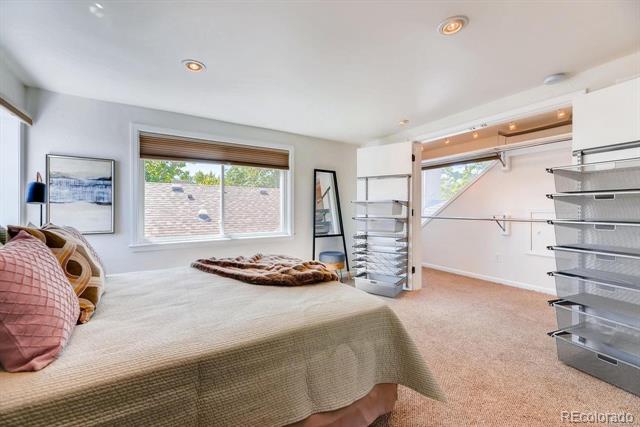 3910 N Zuni