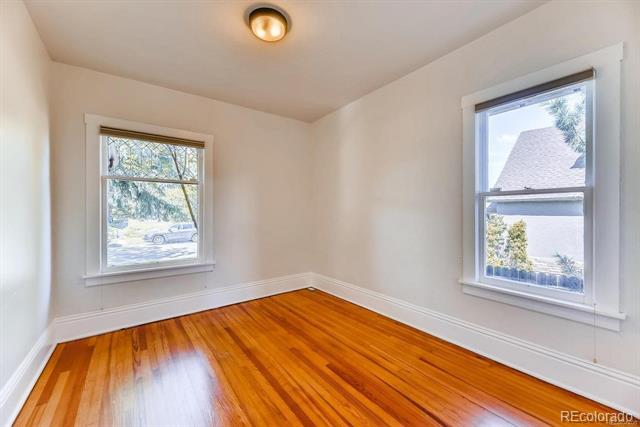 3910 N Zuni
