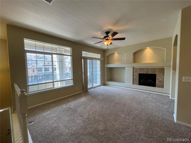 457 Black Feather Loop Unit: 710