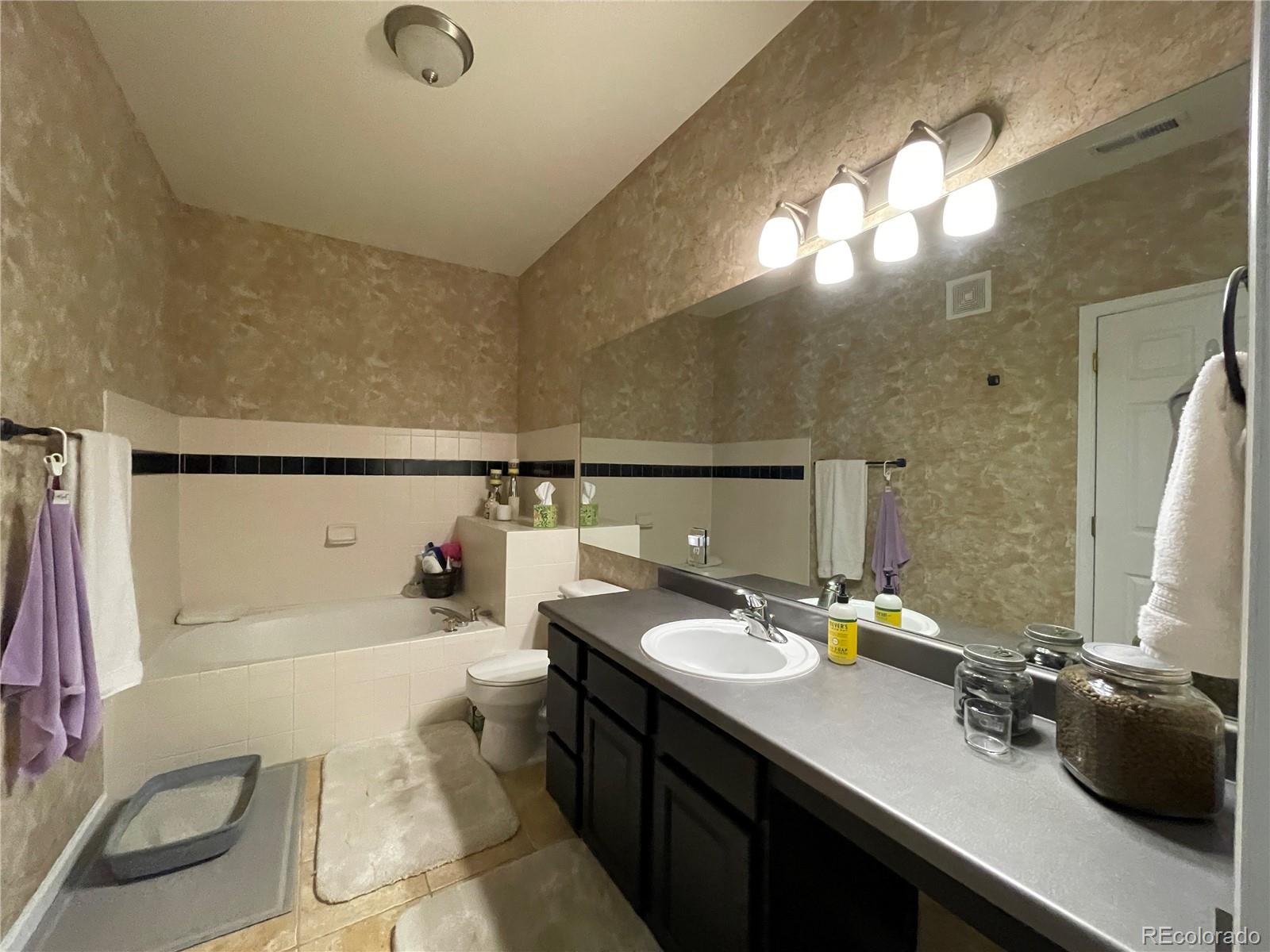 22645 E Ontario Drive Unit: 202