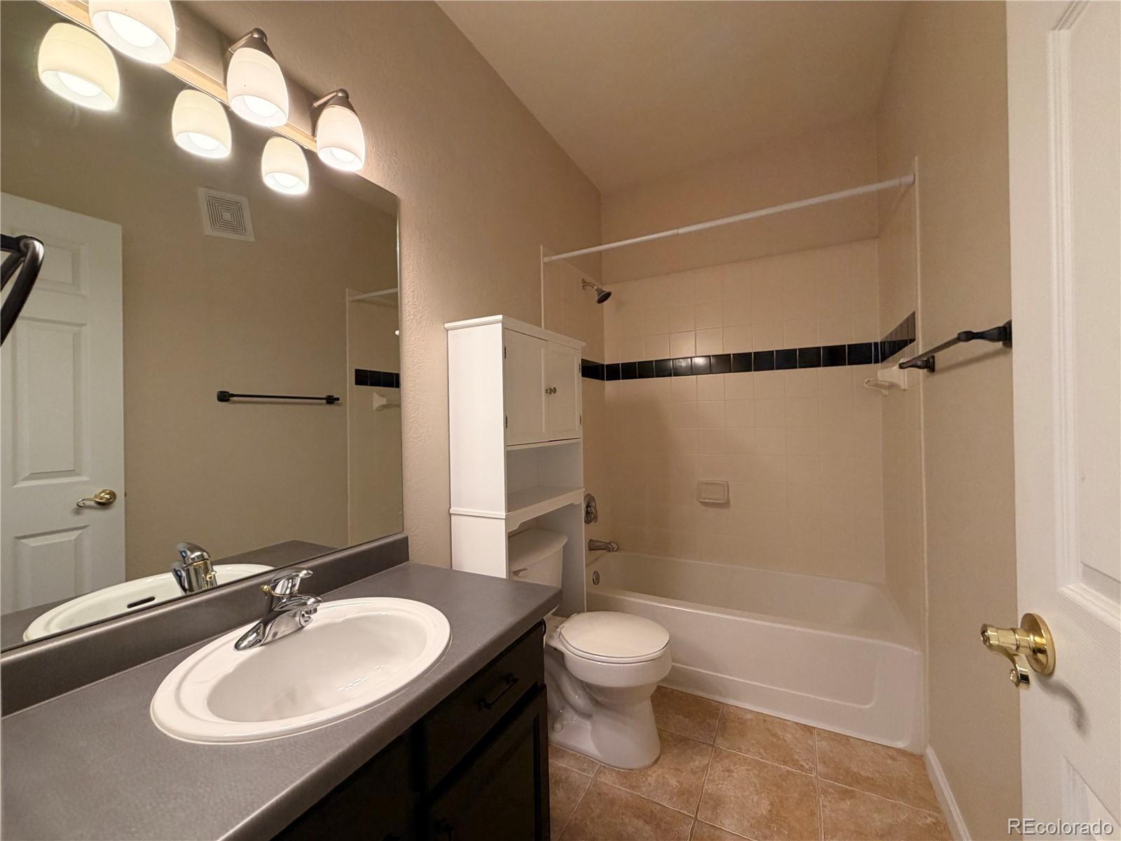 22645 E Ontario Drive Unit: 202