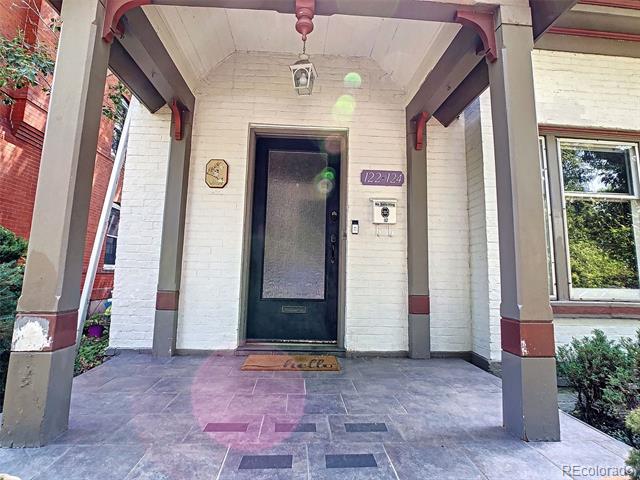 124 S Sherman Street Unit: Upstairs
