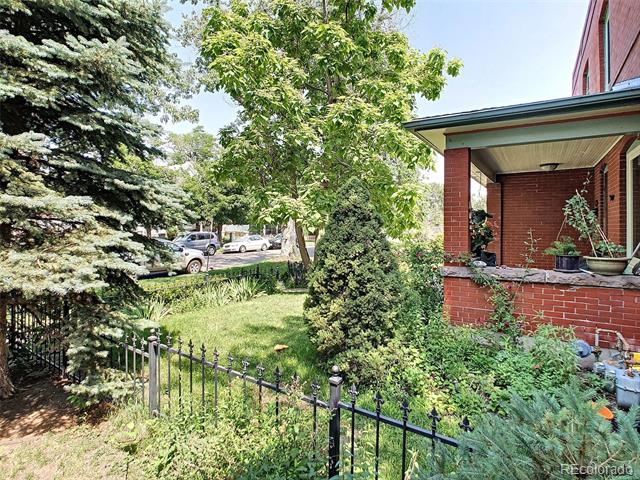 124 S Sherman Street Unit: Upstairs