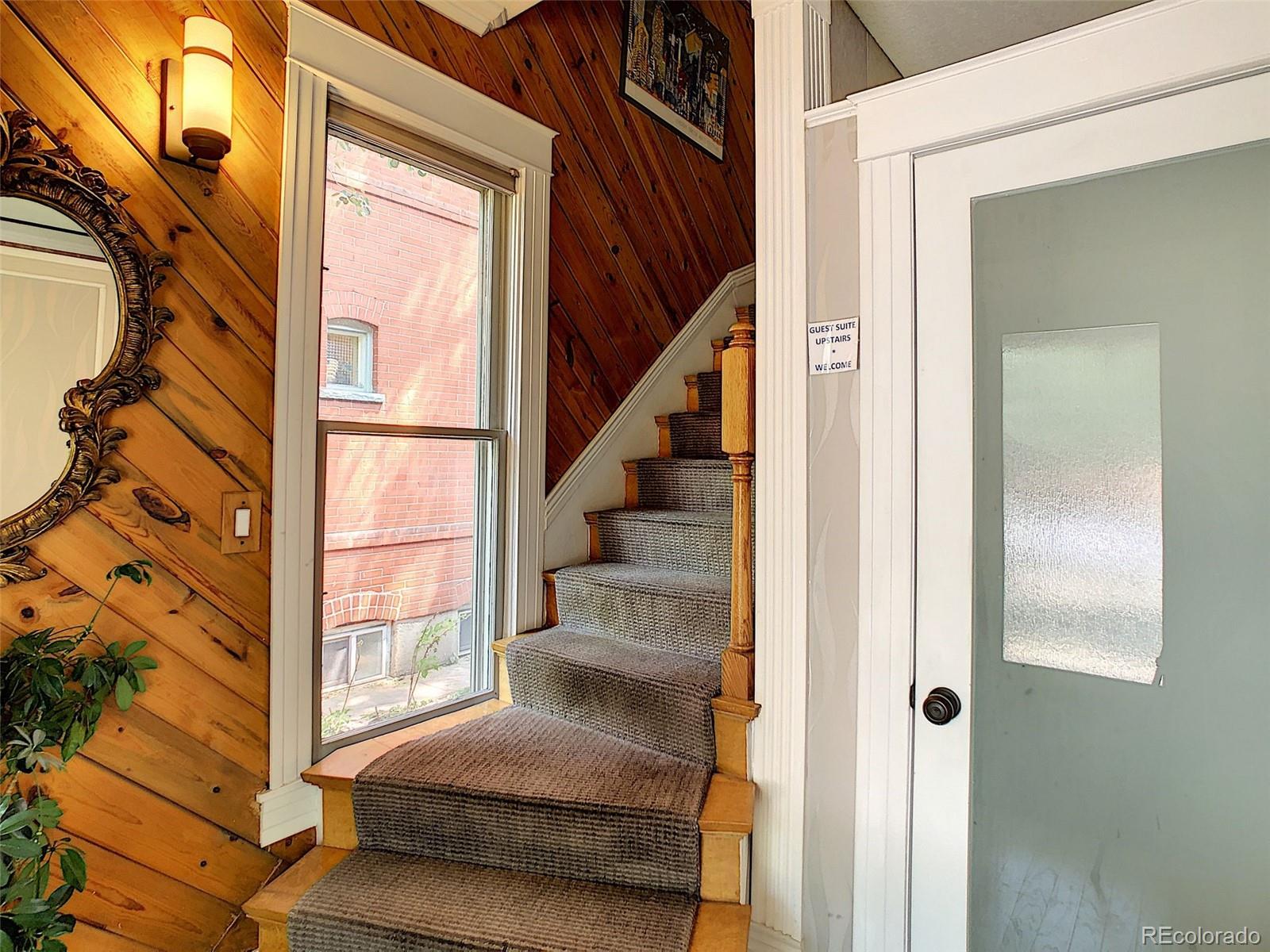 124 S Sherman Street Unit: Upstairs