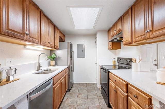 18094 E Ohio Avenue Unit: 102