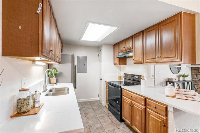 18094 E Ohio Avenue Unit: 102