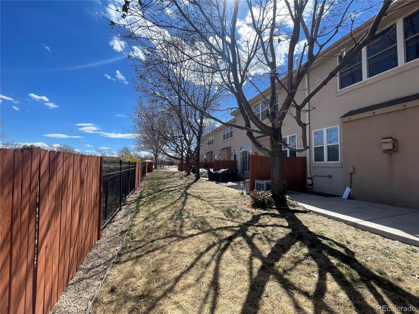 552 S Elm Street