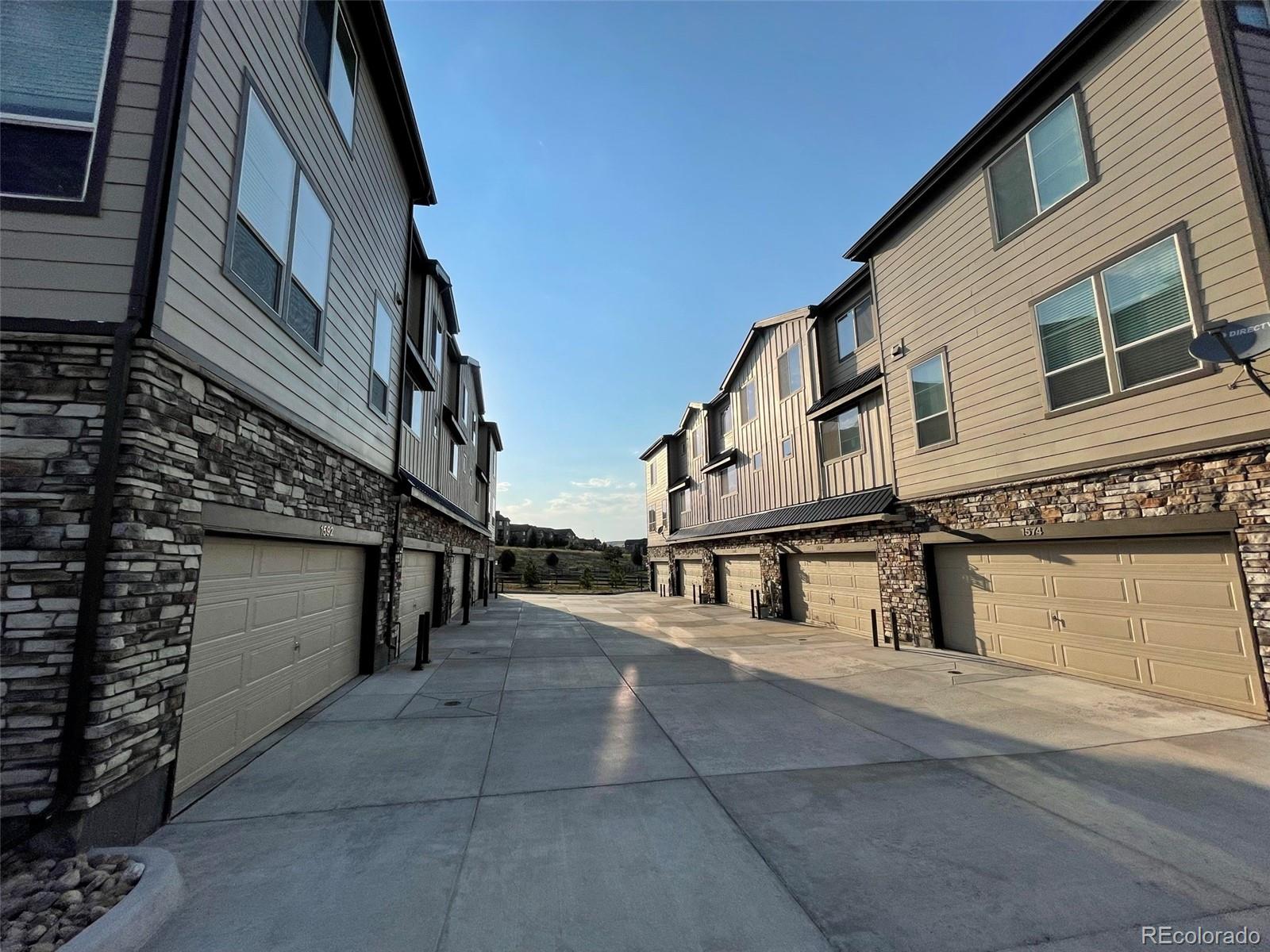 1584 Castle Creek Circle