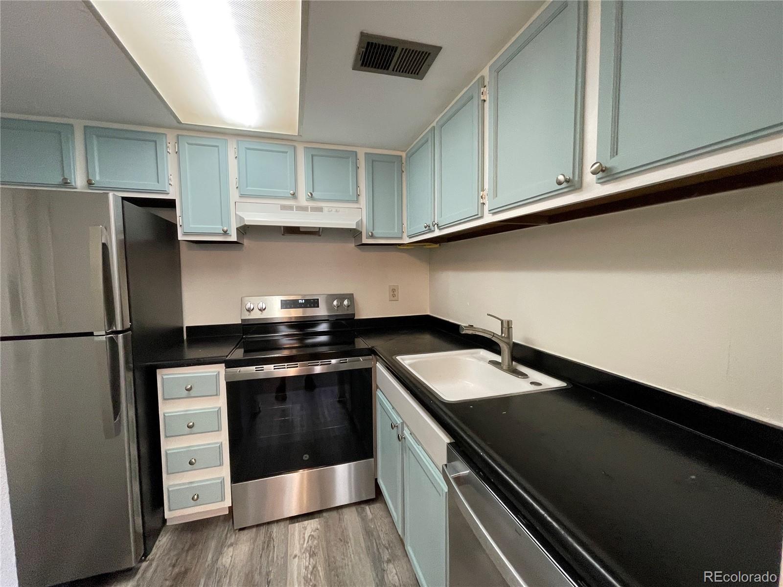 1225 S Oneida Street Unit: 226