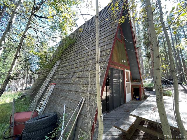 398 Deer Road