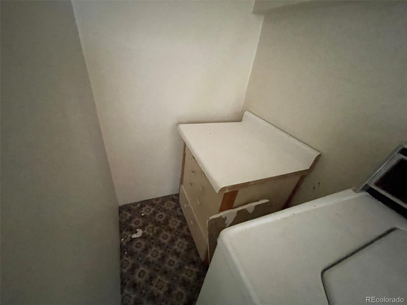 398 Deer Road