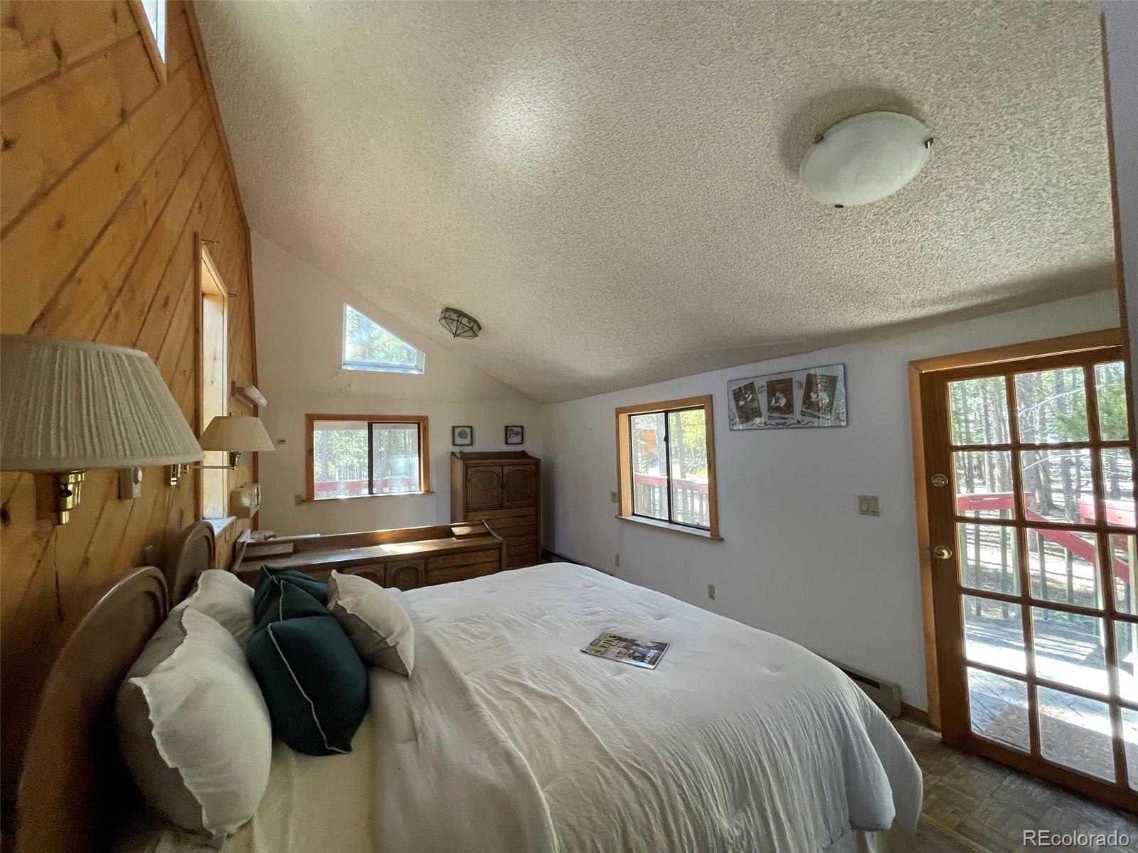 398 Deer Road
