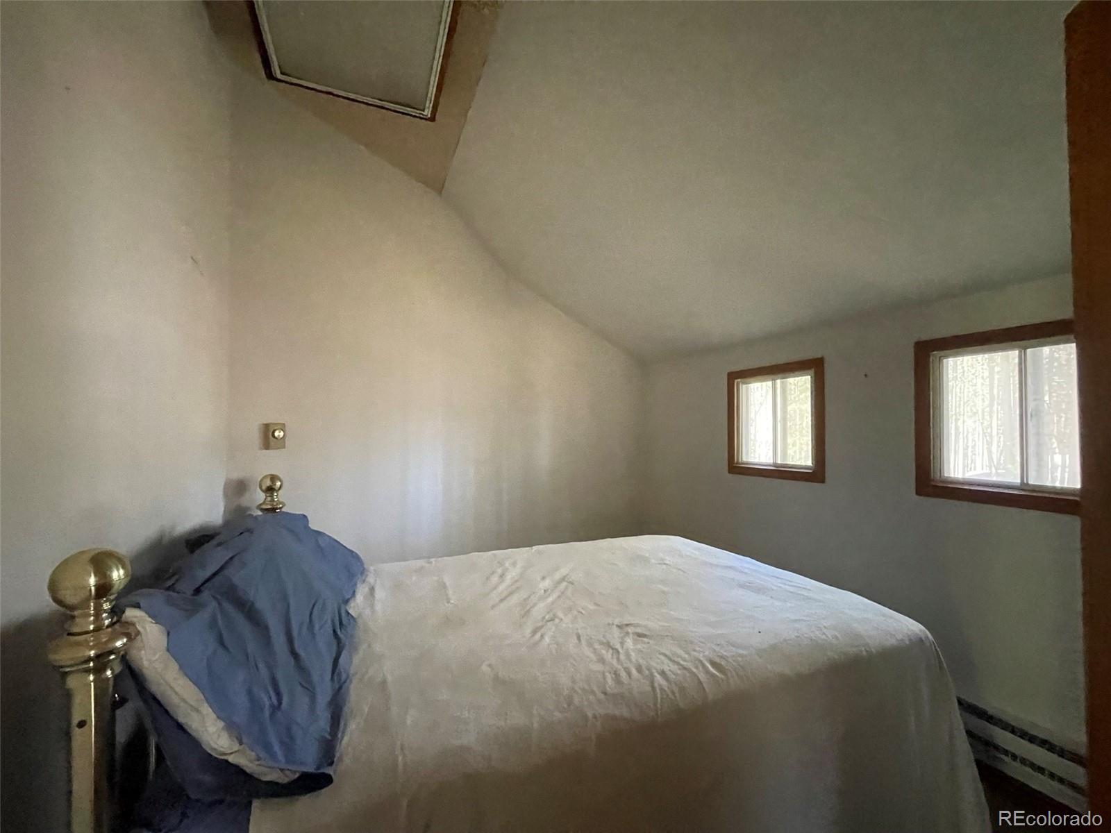 398 Deer Road
