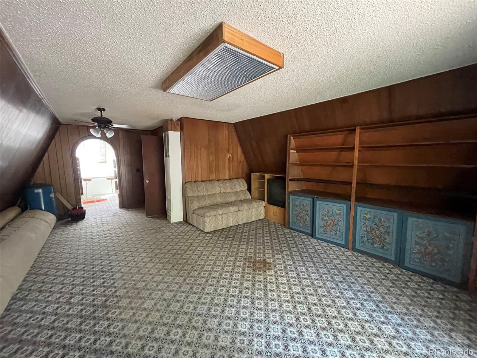 398 Deer Road