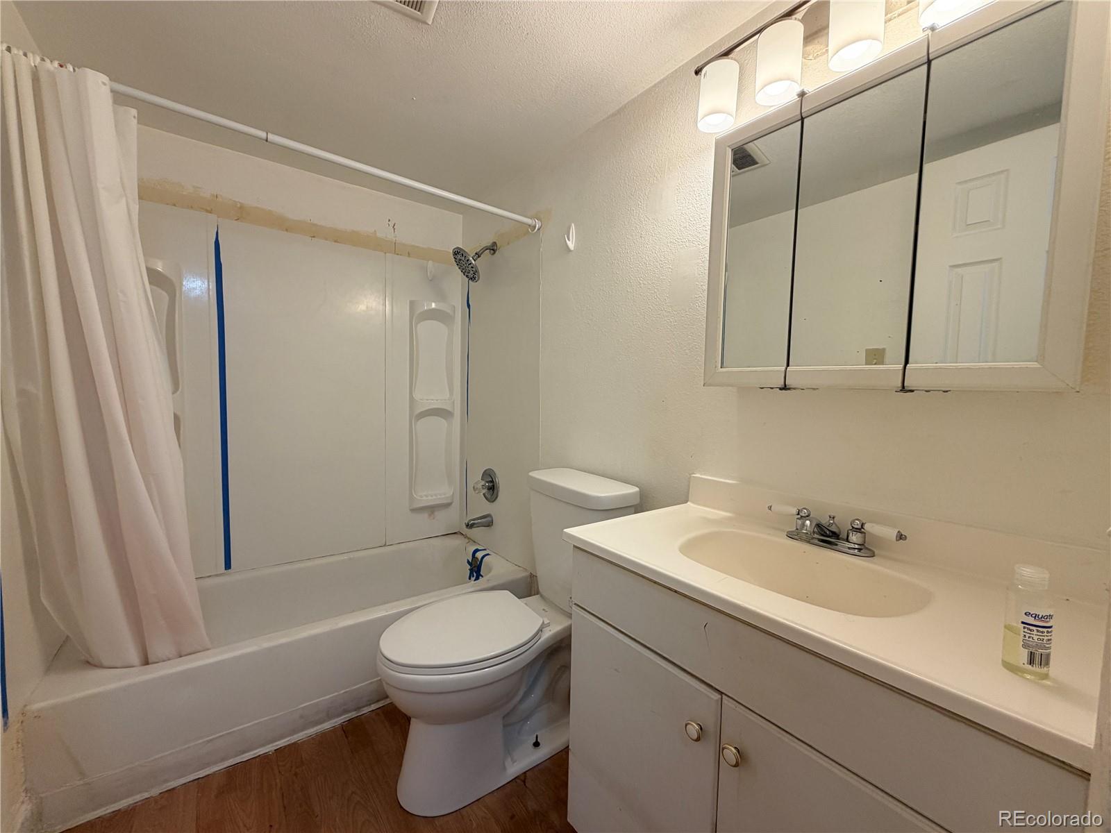 10211 Ura Lane Unit: 1-301