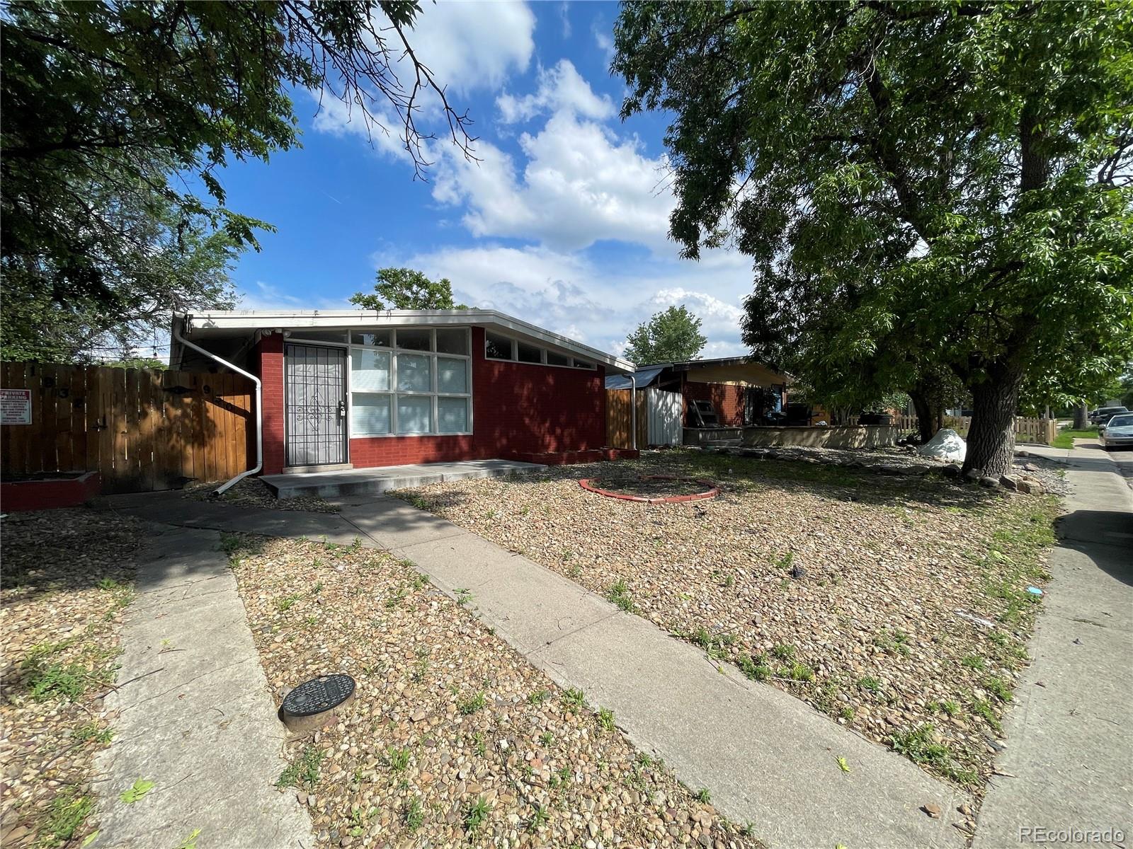 1930 Dallas Street