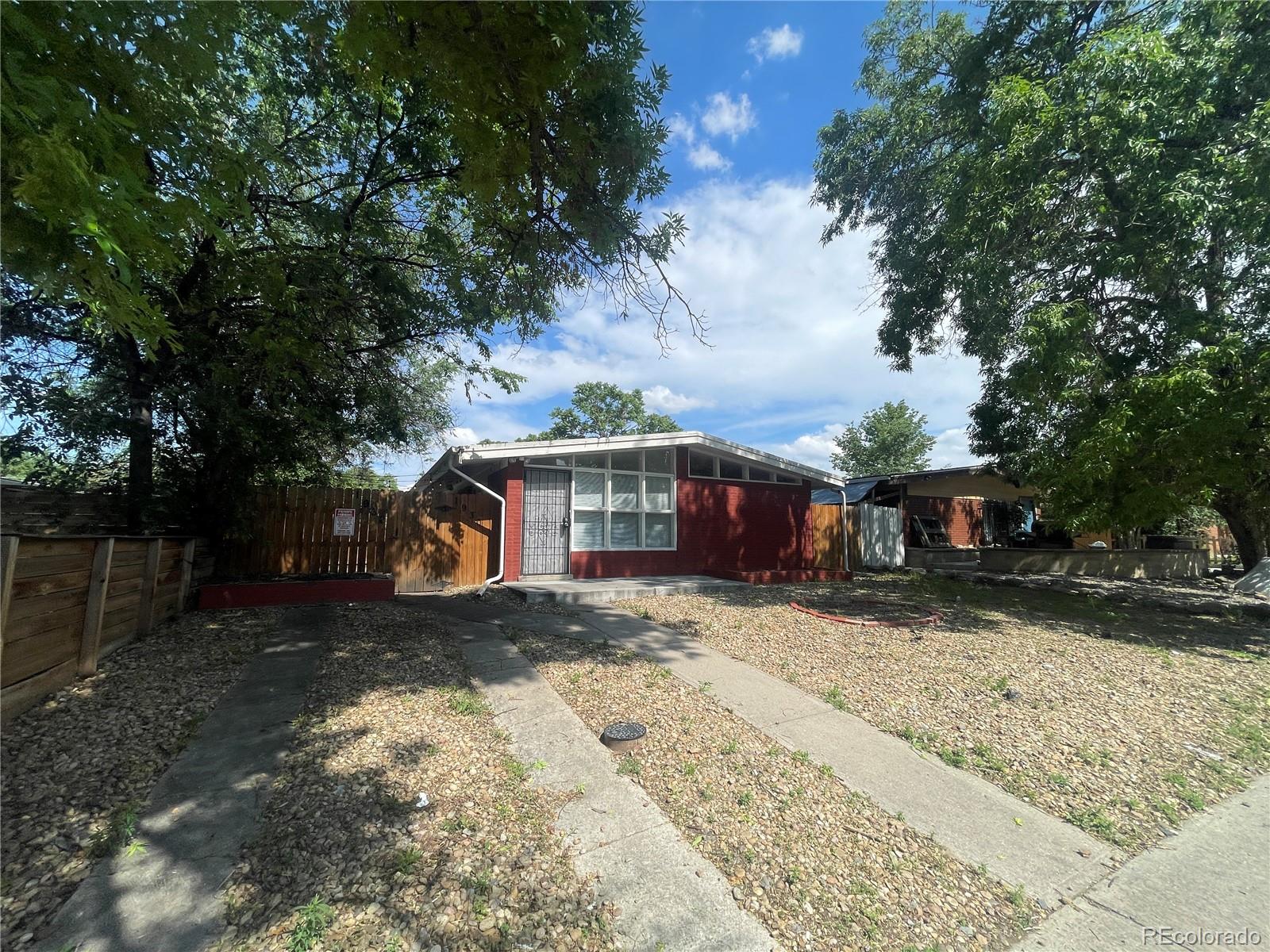 1930 Dallas Street