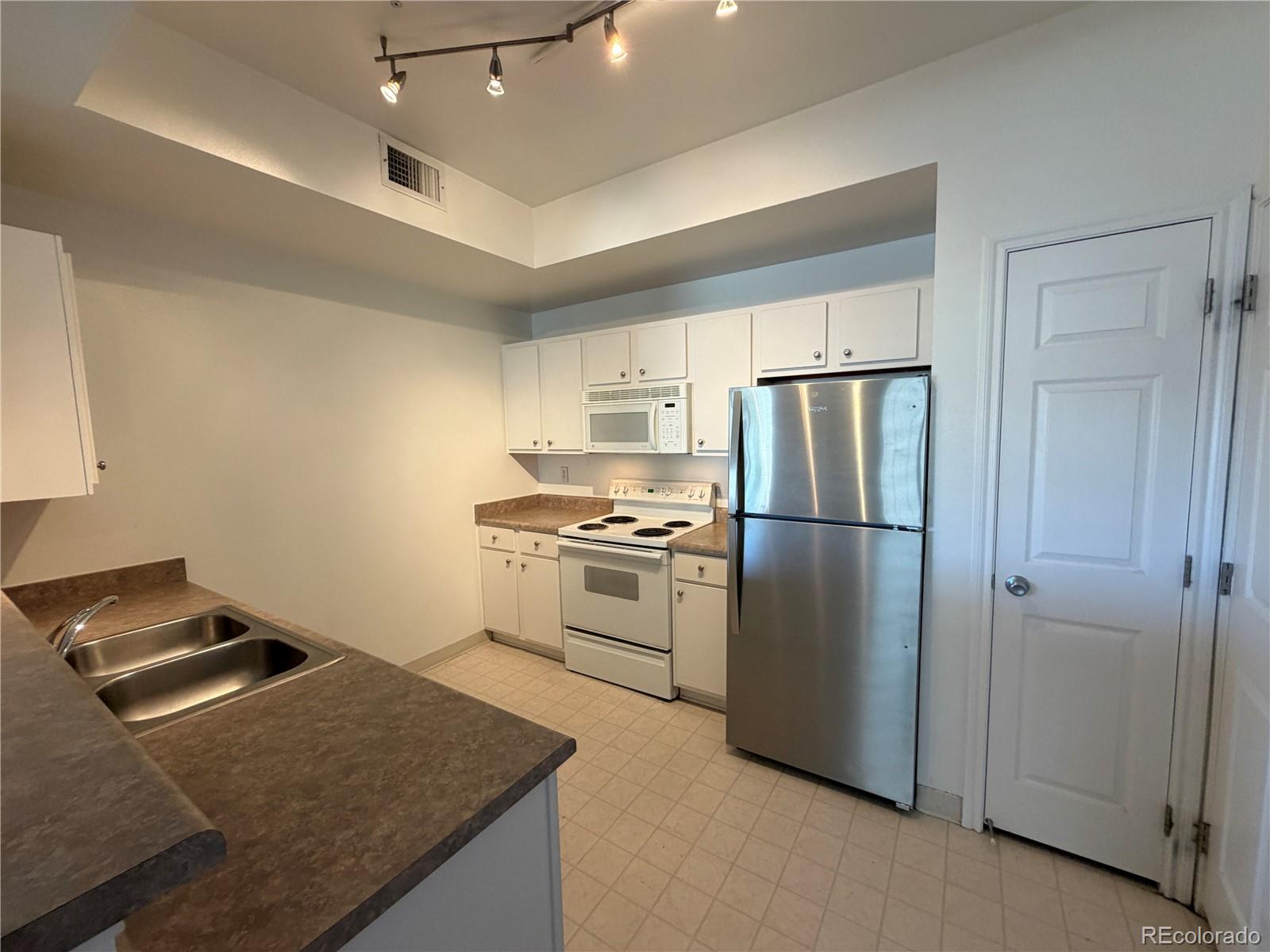 12918 Ironstone Way Unit: 203